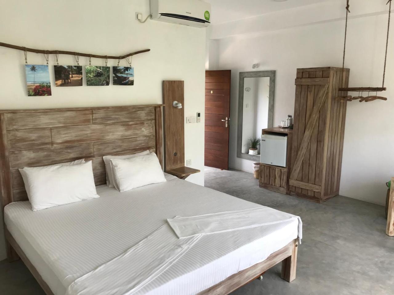 Jippie The Villa 希克杜沃 外观 照片
